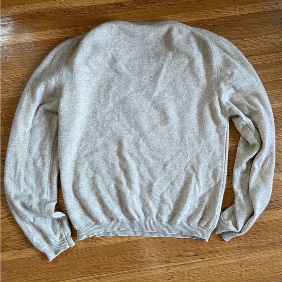 Buttery Soft Barneys Cashmere Sweater - Picture 2 of 8